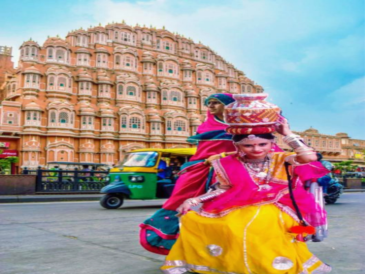 अवनि ने इसके बाद भी हिम्मत नहीं हारी और पढ़ाई को अपना लक्ष्य बना लिया। इस बीच कई बार अवनी ने व्हीलचेयर के सहारे भी डांस परफॉर्मेंस दी।