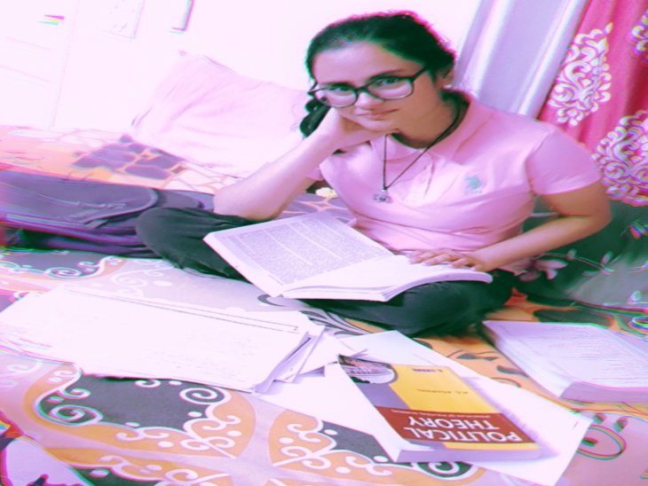 शूटिंग में इतिहास रचने वाली अवनि लेखरा पढ़ाई में भी काफी होशियार है। अवनि के भाई ने बताया कि फिलहाल वह आरजेएस की तैयारी कर रही हैं, ताकि वह जज बन न्याय कर सके।