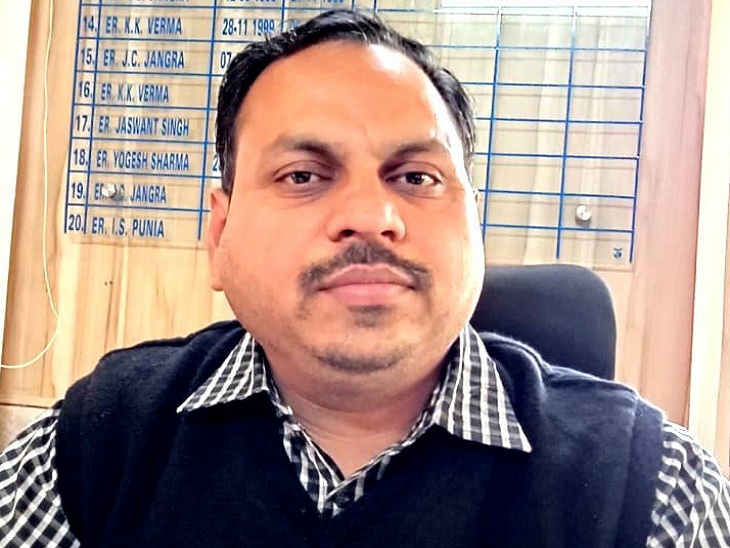 गिरफ्तार किए गए एसडीओ आशीष गर्ग।
