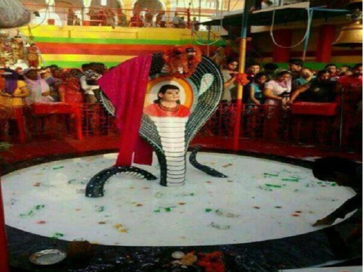 मंदिर में विराजमान श्री सिद्ध बाबा सोढल।