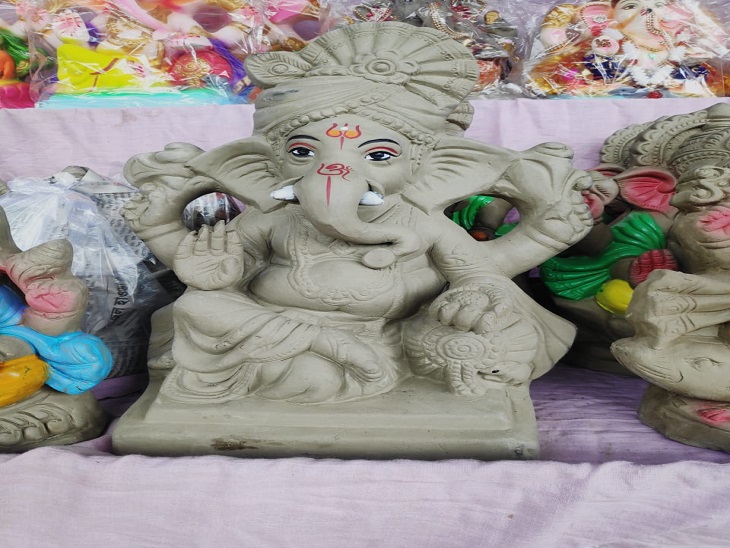 ।