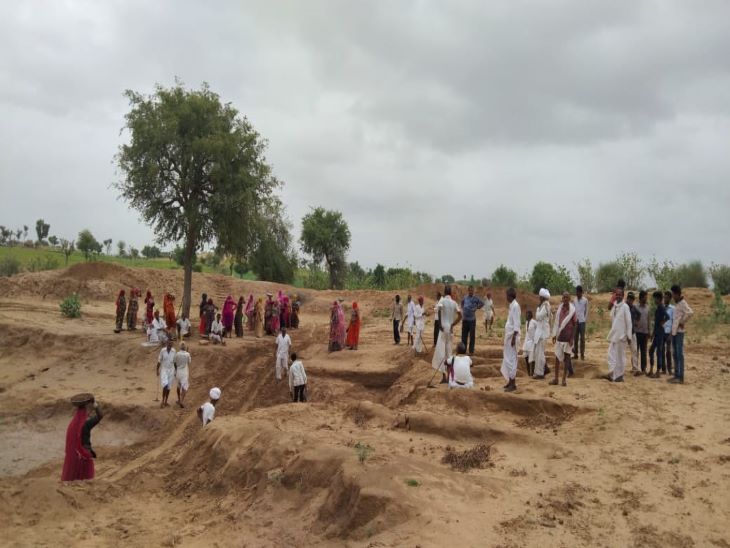 प्रधान बनने से पहले मनरेगा में मजदूरी करती थी गुड्डी।