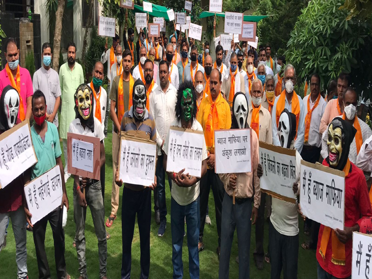 बोले- बिजली, पानी, यूडी टैक्स और एजुकेशन फीस बढ़ोतरी हैं बड़ी समस्याएं, पुलिस अधिकारियों को दिया ज्ञापन|राजस्थान,Rajasthan - Dainik Bhaskar