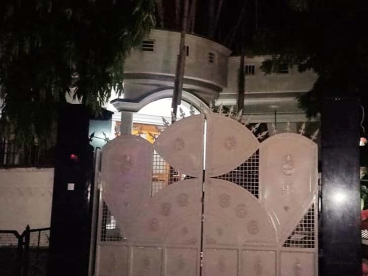 ताला तोड़कर चोर पार कर ले गए दो LED समेत हजारों रुपए का सामान, पुलिस महकमे में मची खलबली|राजस्थान,Rajasthan - Dainik Bhaskar