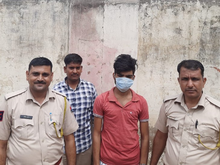 धौलपुर से 9 सितंबर को चोरी की थी टाटा गाड़ी,पुलिस ने एमपी जाकर पकड़ा,वाहन चोरी के कई मामले दर्ज|राजस्थान,Rajasthan - Dainik Bhaskar