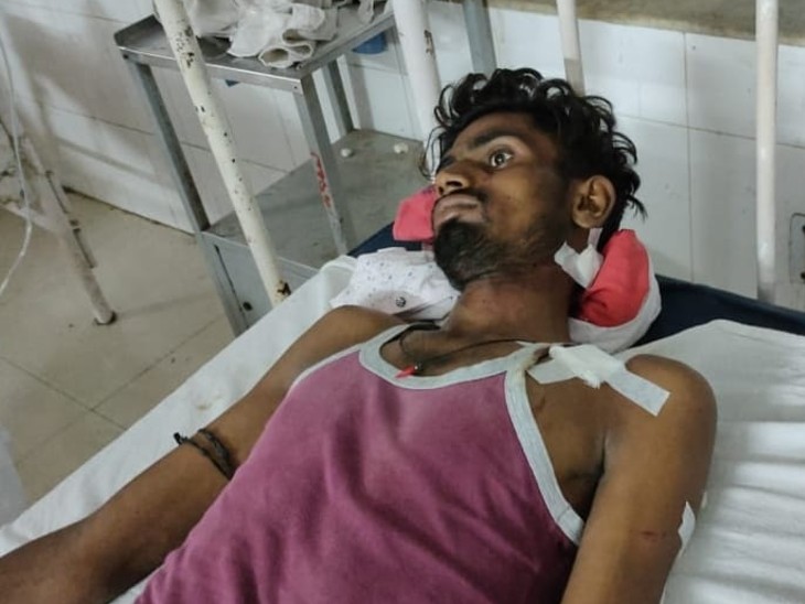 गांव के युवक ने ही रास्ता रोका,बाइक के आगे से हटने को कहा तो मारपीट की,लोगों के आने पर बदमाश भागा|राजस्थान,Rajasthan - Dainik Bhaskar