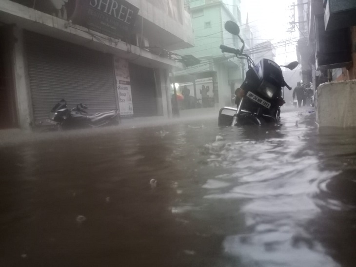 रायपुर में नजारा देखने के लिए।