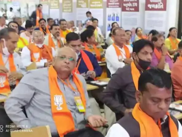 भूपेंद्र पटेल अहमदाबाद जिले की घाटलोडिया सीट से विधायक हैं।