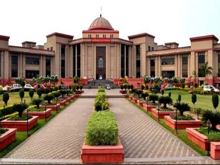 राज्य सरकार ने अपने शपथ पत्र में प्रभावित परिवारों को 90 दिनों के अंदर मुआवजा देने की बात कही है। - Dainik Bhaskar