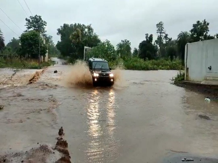 कांकेर में पानी पीने वाले पानी के पानी के प्रवाह के पानी के प्रवाह में पानी होता है।