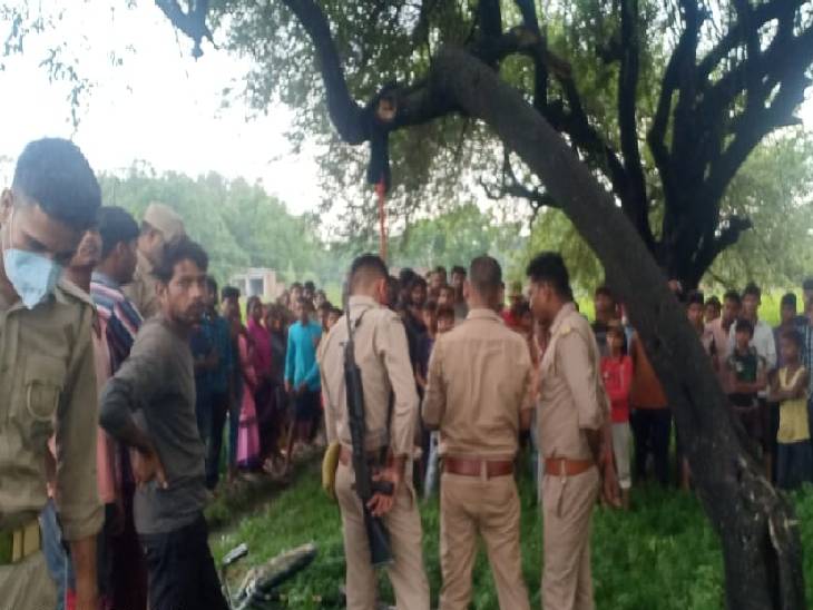 जांच-परीक्षा पुलिस।
