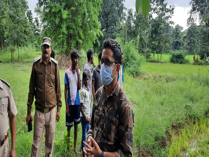 खबरे टैग की टीम ने जीत हासिल की है।