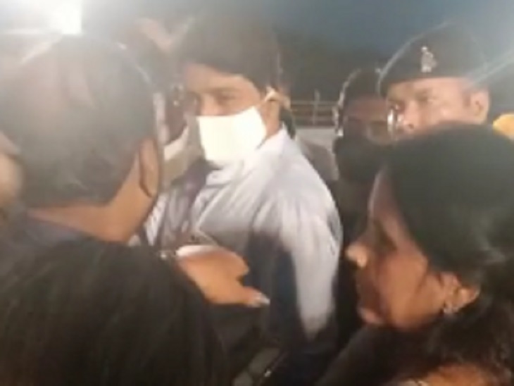 महापौर एजाज के मौसम में चौं धुंघे ढोने वाले होते हैं।