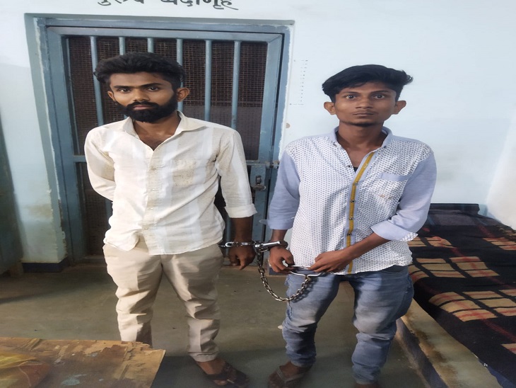 पुलिस को तैनात किया गया है।