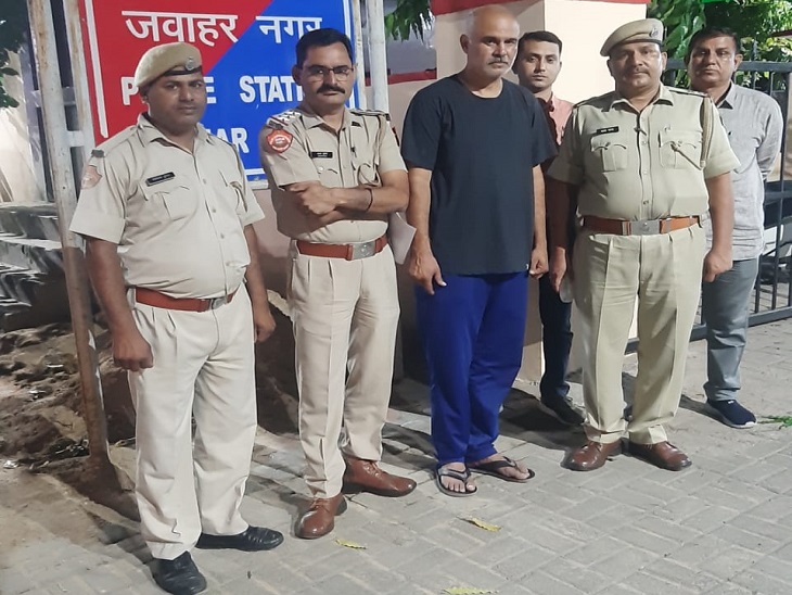 बिल्ड़र ने पार्टनरशिप नहीं दी तो 1 करोड़ फिरौती मांगी: तिहाड़ जेल में बंद लॉरेंस को फोन कर हिस्ट्रीशीटर आनंद ने बिल्ड़र से फिरौती मांगने को बोला, अजमेर जेल में हुई थी दोनों की दोस्ती, हनीट्रेप के मामले में बंद था