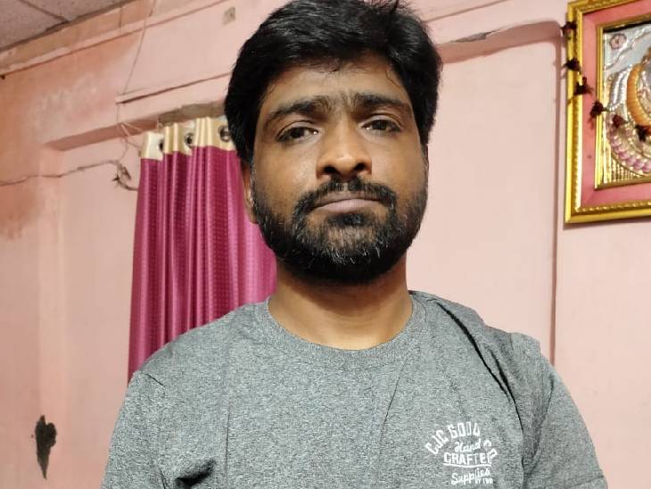 अपर पुलिस अधीक्षक दयाराम सरोज ने बताया सैयदराजा थाने में तैनात दरोगा से अभद्रता और टिप्पणी करने के मामले में आरोपी युवक को गिरफ्तार कर लिया गया।