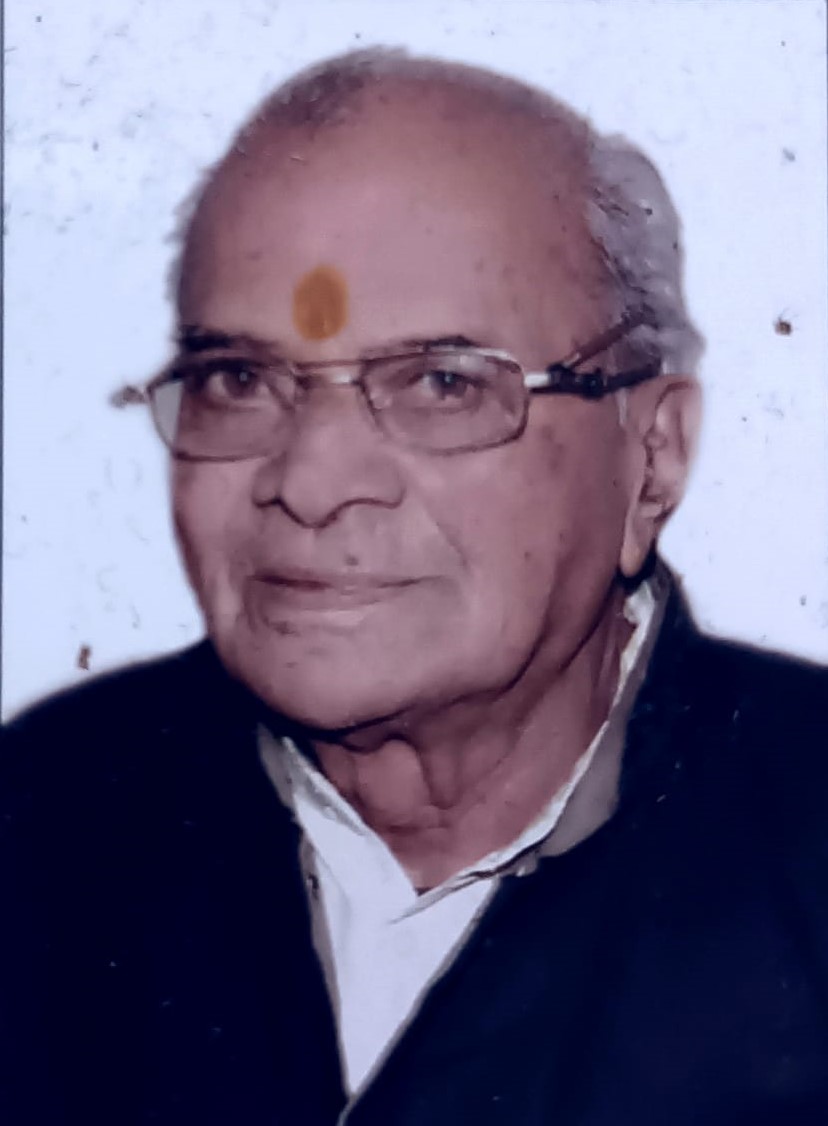 वैद्य नित्यानंद जोशी।
