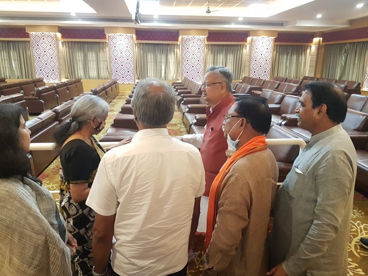 सीतामरण ने फ़ॉर्मूला की बैठक को पूरा किया।