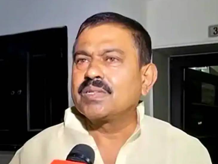 केंद्रीय मंत्री अजय मिश्र ने फिर दोहराया कि उनका बेटा अजय गाड़ी में नहीं था।