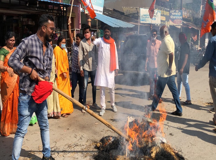 पुतला चूल्हा।