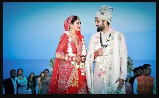 निखिल-नुसरत की शादी तुर्की में 19 जून 2019 को टर्किश मैरिज रेग्युलेशन्स के आधार पर हुई थी।