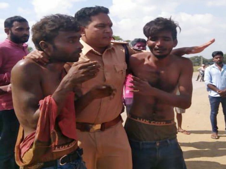 पुलिस ने आरोपी बबलू और शिशुपाल को पकड़ लिया है।