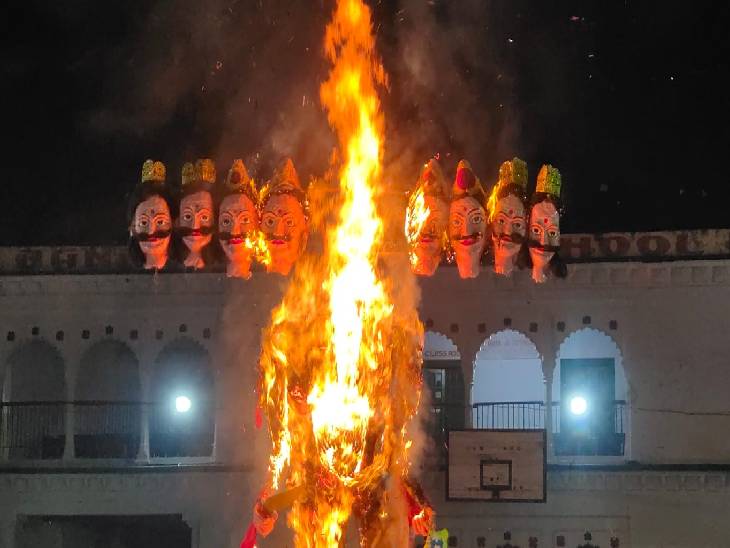 Ravana combustion will be done in Rewa fort premises, 15 feet of Dashanan is ready