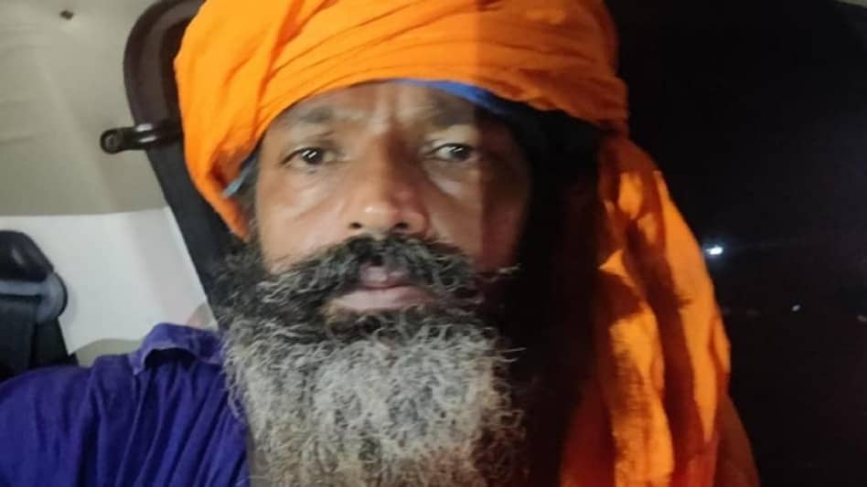 Nihang Narayan Singh will surrender outside the Akal Takht, the police stir in Jaddi village is also big | अरदास के बाद देवी दासुपरा गुरुद्वारा साहिब के बाहर नारायण सिंह को पुलिस