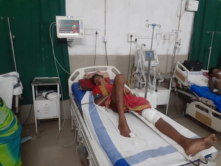 रायगढ़ मेडिकल कॉलेज में 3 घायलों का इलाज चल रहा है।