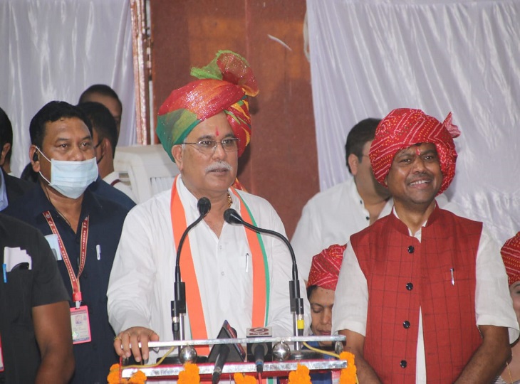 मुरिया दरबार में मुख्यमंत्री ने बस्तर की भी खिताबी जीत हासिल की।
