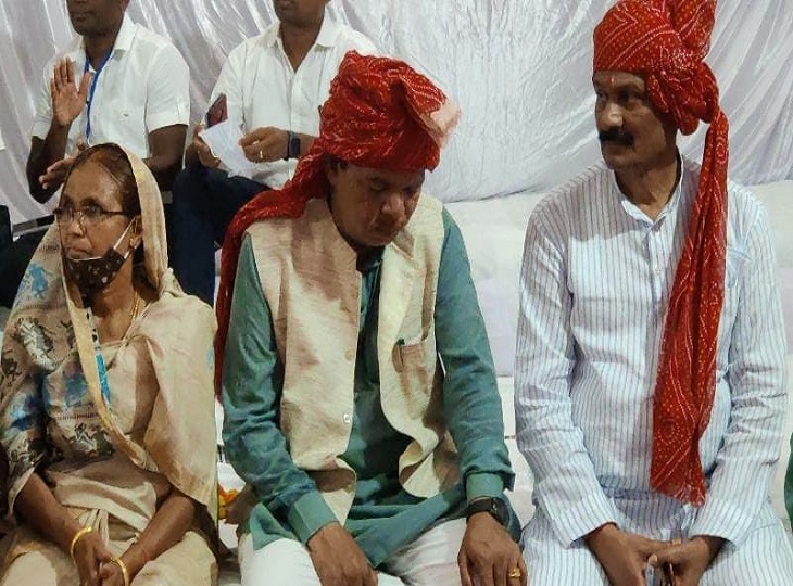 झपक विधायक विधायक चंदन कश्यप।