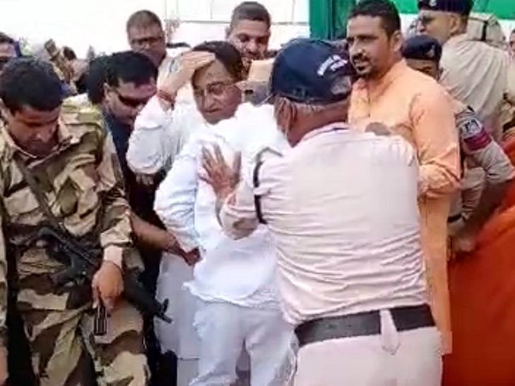 जब तक पटेल संभलते कमलनाथ उनके सामने आ चुके थे।