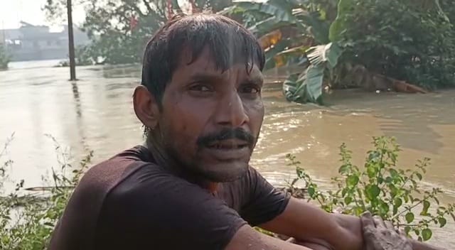 बाढ़ की तस्वीरें।