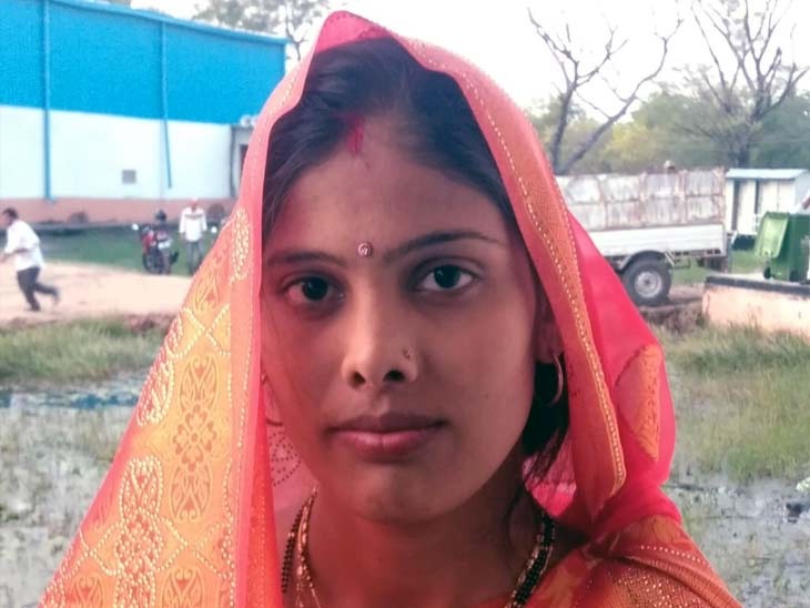 हरपुरजलवासी पंचायत से चुनाव जीतकर मनीषा शुक्ला मुखिया बनीं।