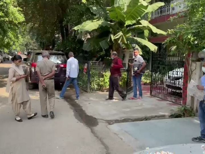 11 कंपनियों का डायरेक्टर कॉलोनी में छिपे रहे, बेटे की कार से आए पकड़ में।