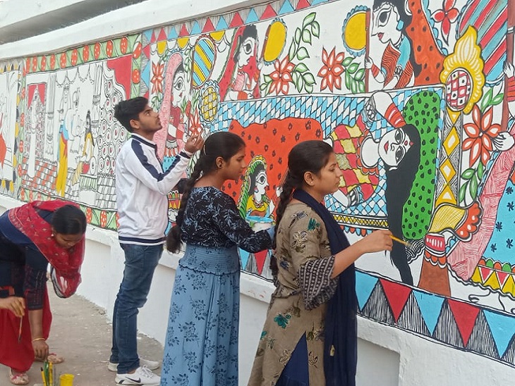 महाबोधि मंदिर व जगन्नाथ मंदिर की दीवारों पर शुरु पेंटिंग का काम। - Dainik Bhaskar