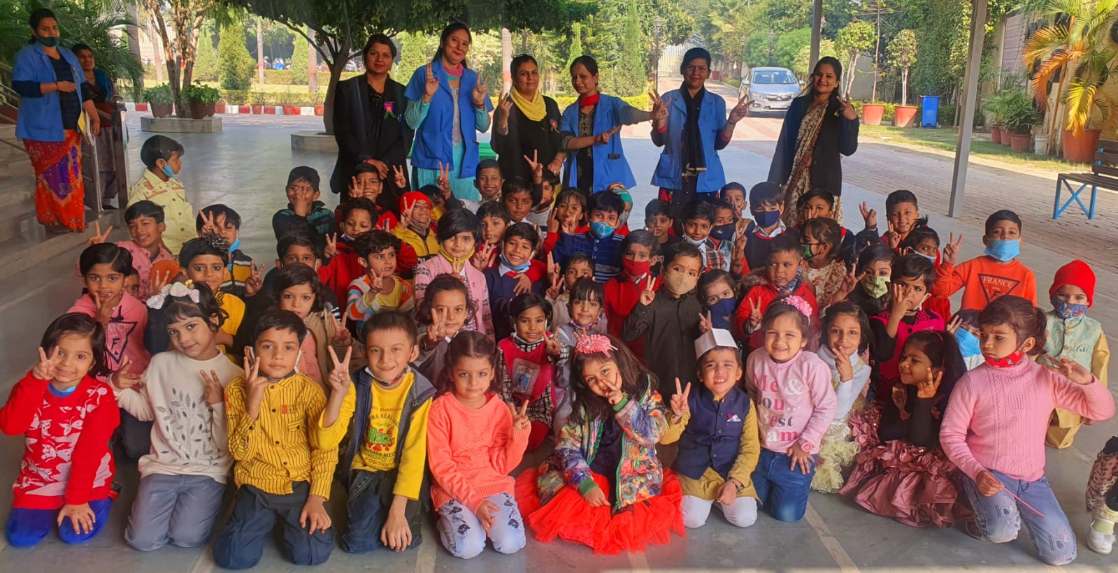 Children dance and win prizes in BNG school