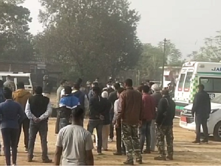 नंद कुमार बघेल को वायु नवीनीकरण कर रहे हैं।