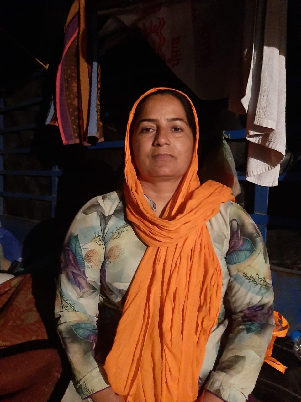 महिला किसान राजबीर कौर ने आधिकारिक तौर पर कृषि कानूनों के वापस लिए जाने तक धरना जारी रहने की बात कही है।