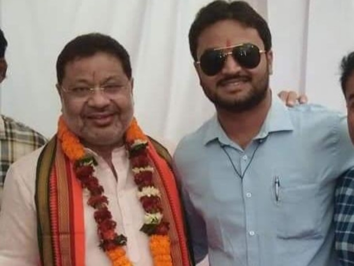 अभिषेक राय भाजपा के कार्यक्रमों में सक्रिय था।