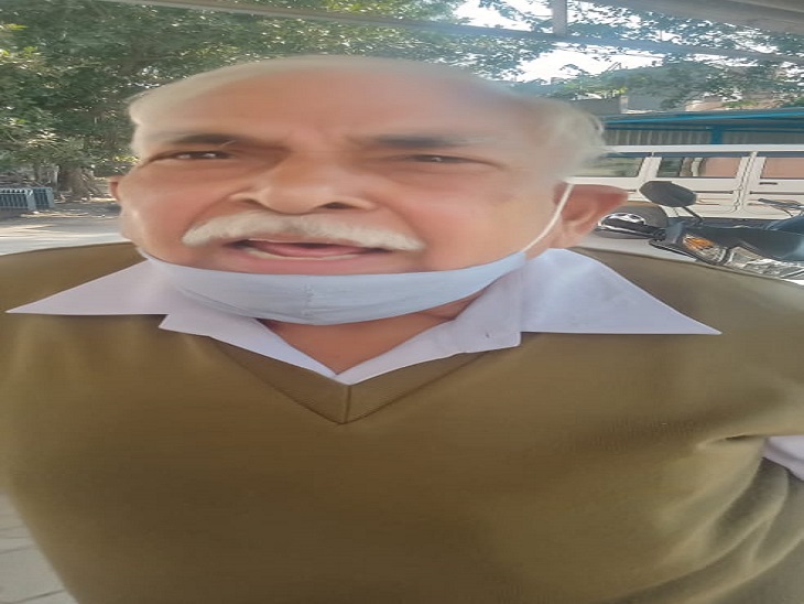 उपभोक्ता मोहन लाल