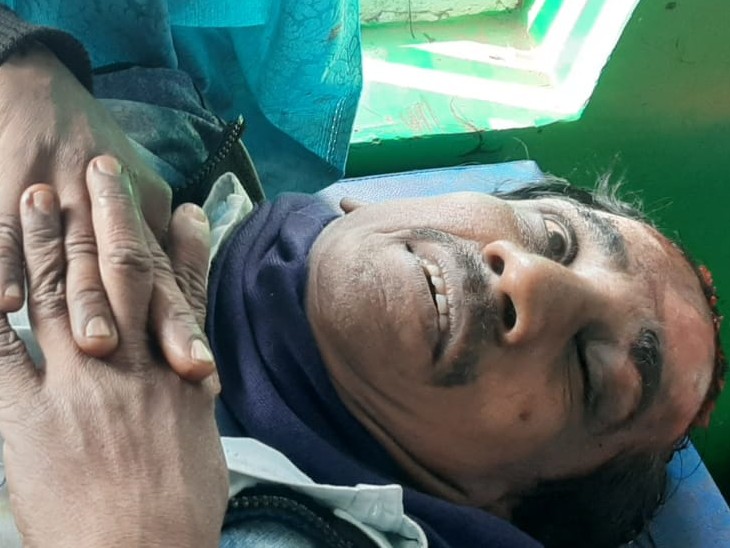 कोडरमा में हुए हादसे में घायल व्यक्ति