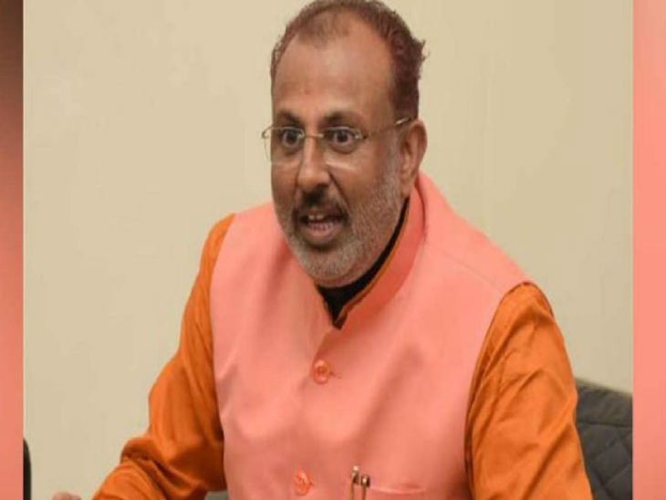 Controversial statement of Minister of State in UP government Thakur Raghuraj Singh | UP के मंत्री रघुराज सिंह का विवादित बयान; बोले- अगर मौका मिला तो बंद कर दूंगा मदरसे - Dainik Bhaskar