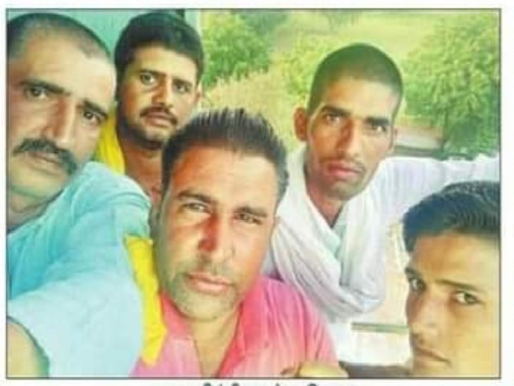 विशेष गिरदावरी की मांग को लेकर जलघर की टंकी पर चढ़ गए थे किसान