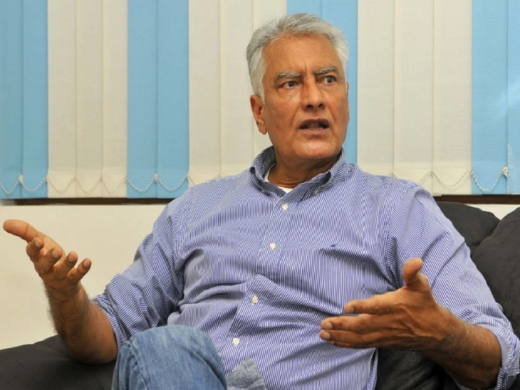 Former Punjab Congress Chief Sunil Jakhar Hits Out At CM Charanjit Singh Channi | गैंगस्टर से एक्टिविस्ट बने लाल किला हिंसा के आरोपी लक्खा को मिले थे चन्नी, अगले दिन जी कहकर
