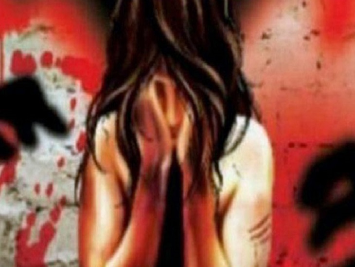 पीड़िता की शिकायत से शिक्षा विभाग में हड़कंप मच गया। - Dainik Bhaskar