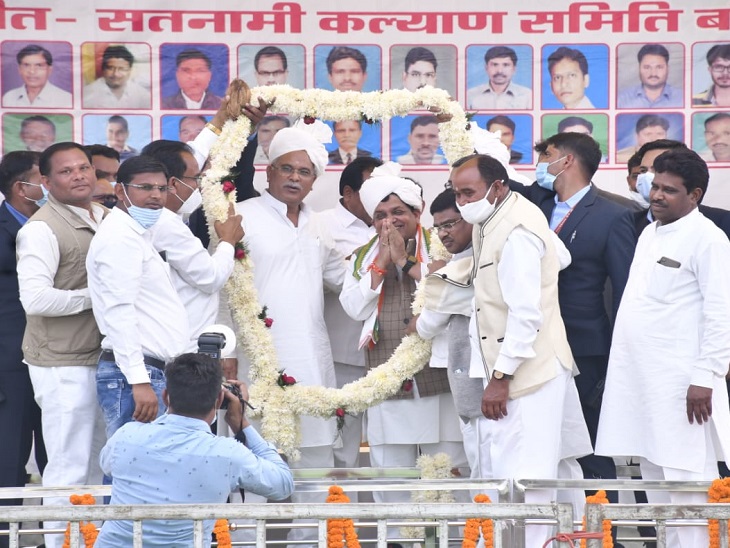 लालपुर धाम के गुरुपर्व मेले में मुख्यमंत्री ने एक सभा को भी संबोधित किया। - Dainik Bhaskar