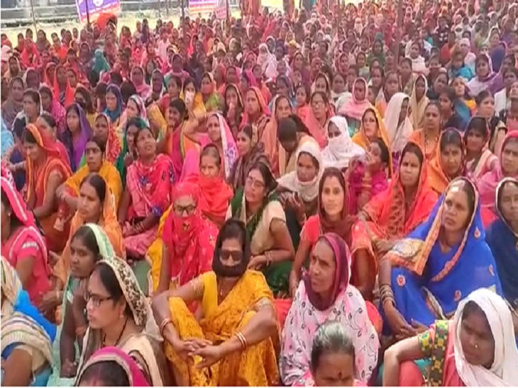 महासम्मेलन में इस प्रकार की गड़बड़ी थी।