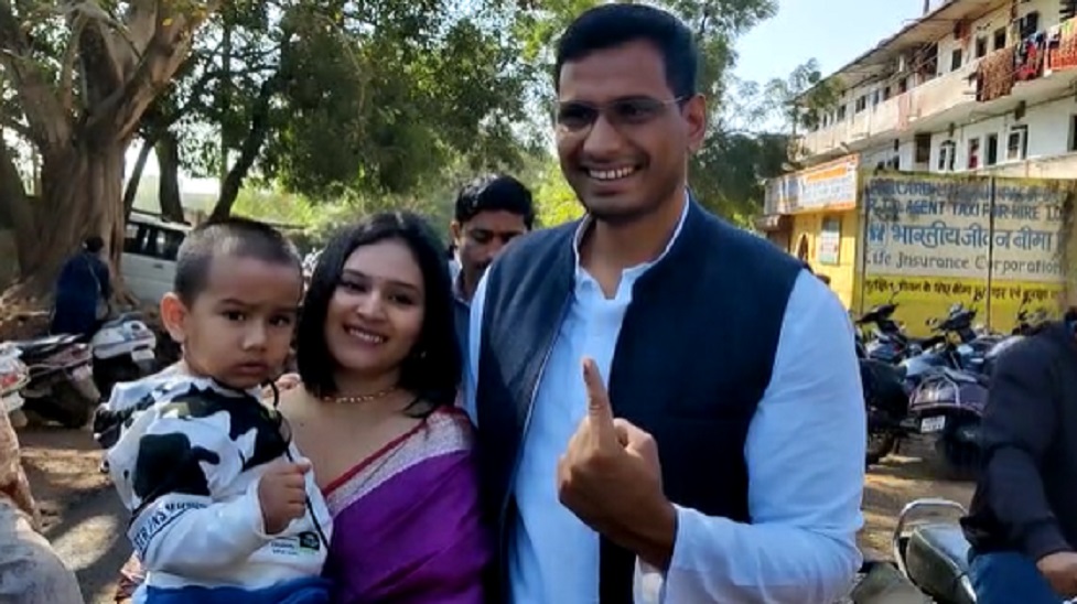 देवेंद्र यादव ने भिलाई में रहने वाले का दावा किया।