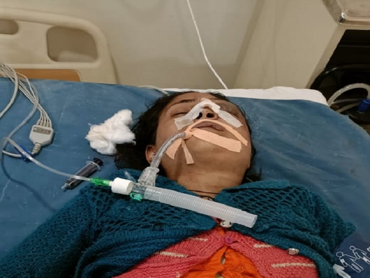 Seriously injured Preeti admitted to the hospital.